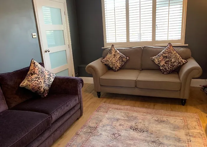 Griff Cottage, 펜션 *